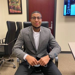 Meet your Posher, Javonte